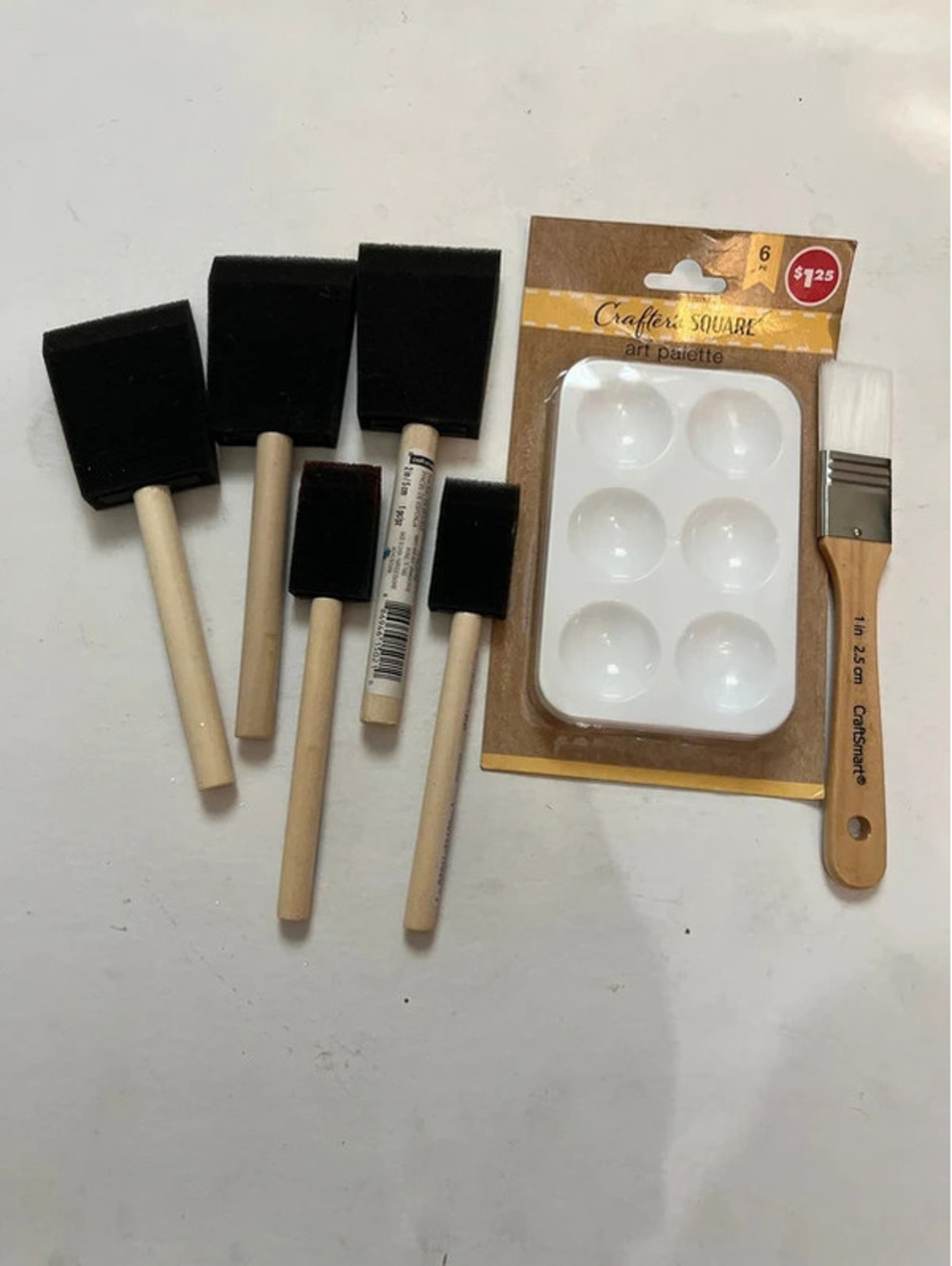 Painting supplies brushes sponge